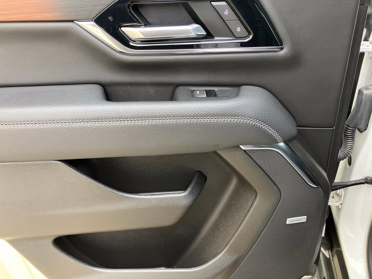 2025 GMC Yukon Denali Watertown SD 2025 GMC Yukon Denali Watertown SD