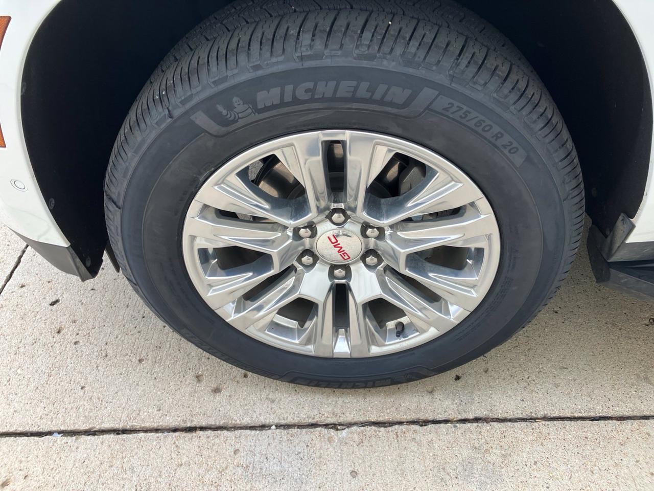 2025 GMC Yukon Denali Watertown SD 2025 GMC Yukon Denali Watertown SD