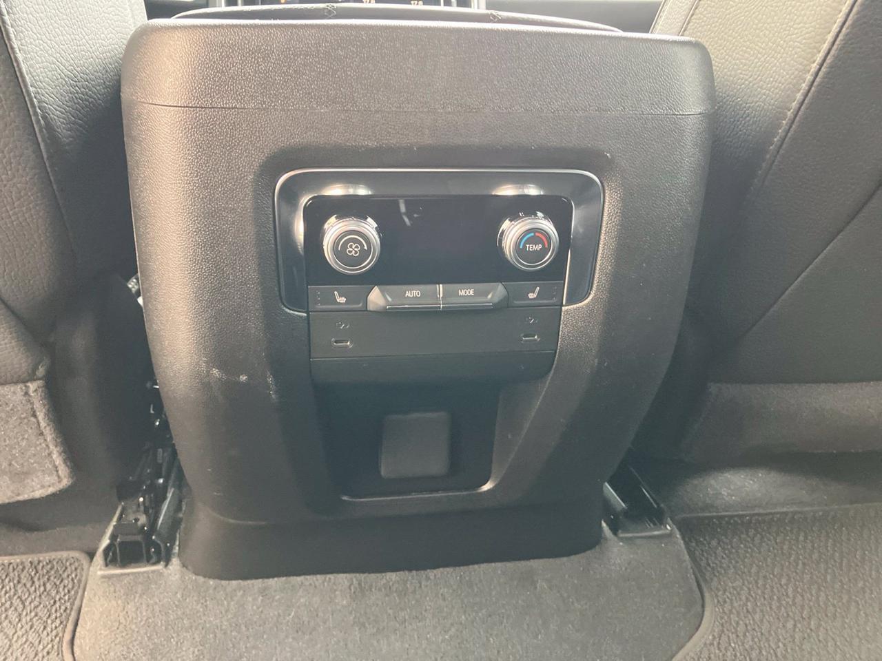 2025 GMC Yukon Denali Watertown SD 2025 GMC Yukon Denali Watertown SD