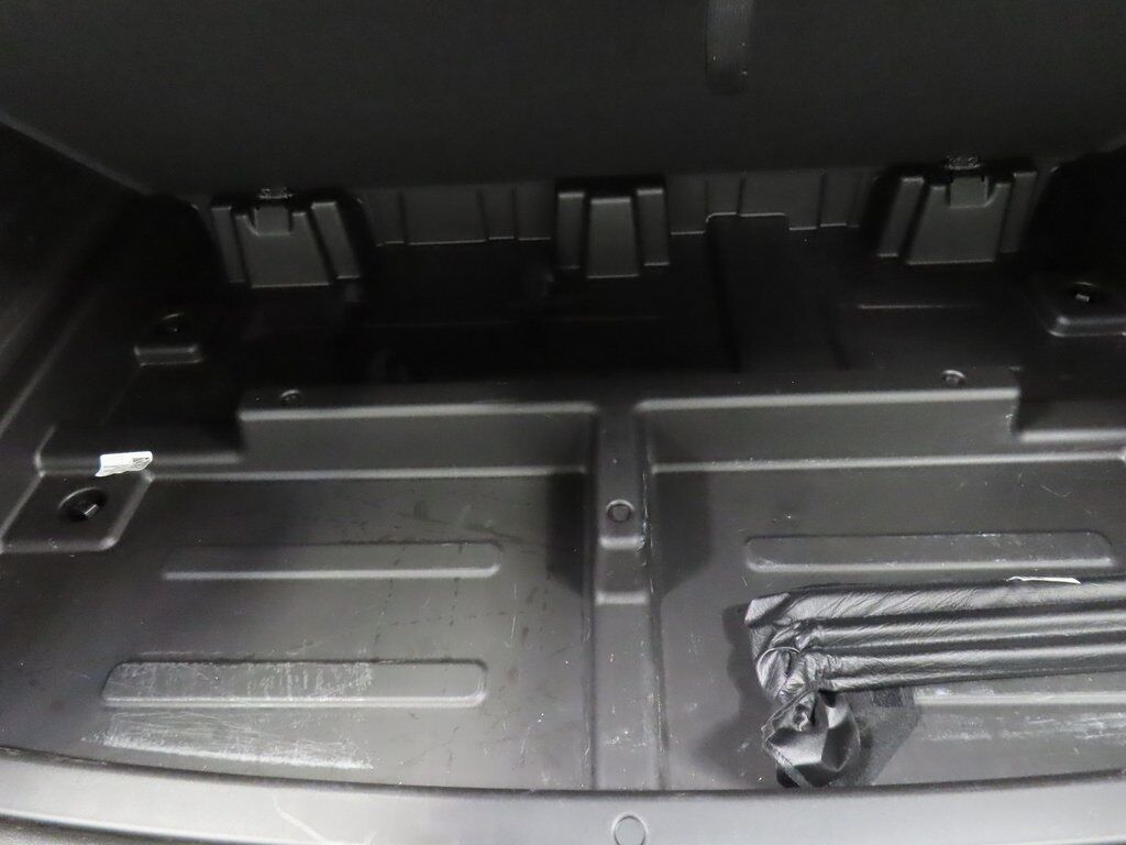 2025 GMC Yukon XL AT4 4WD 7 Passenger Fond du Lac WI