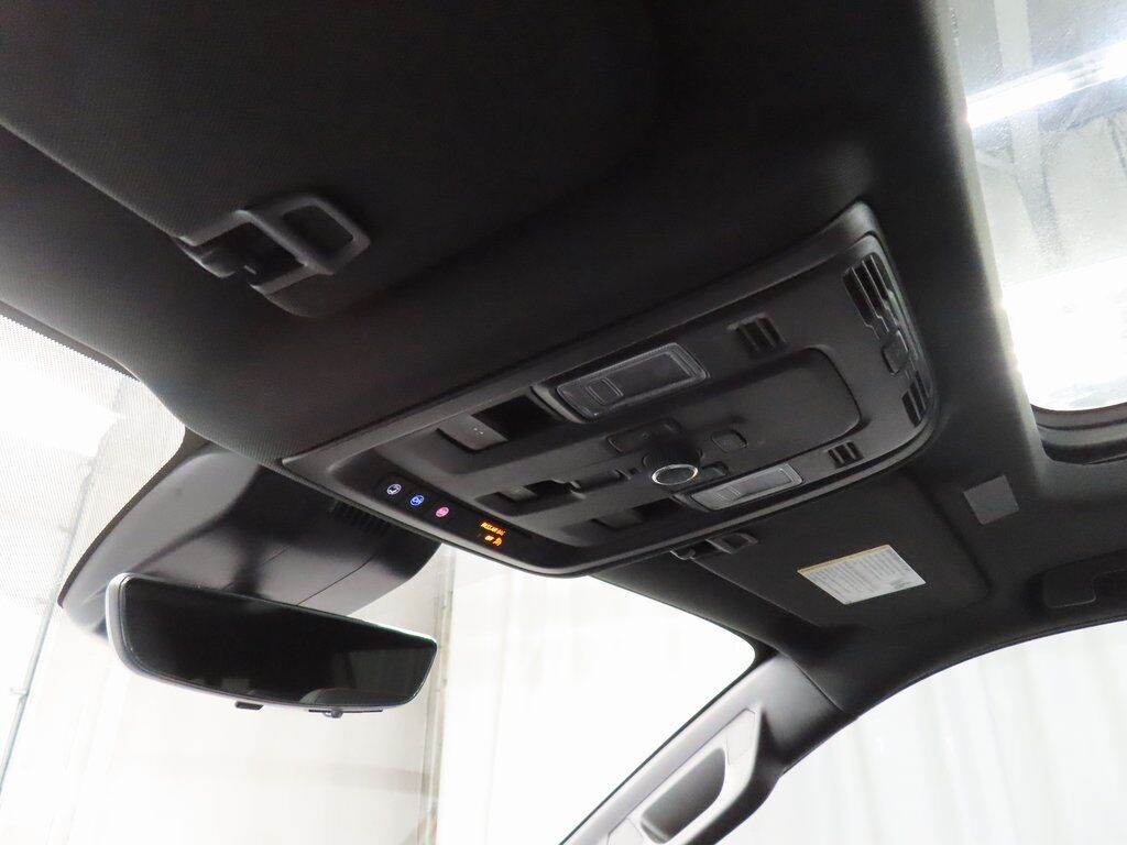 2025 GMC Yukon XL AT4 4WD 7 Passenger Fond du Lac WI