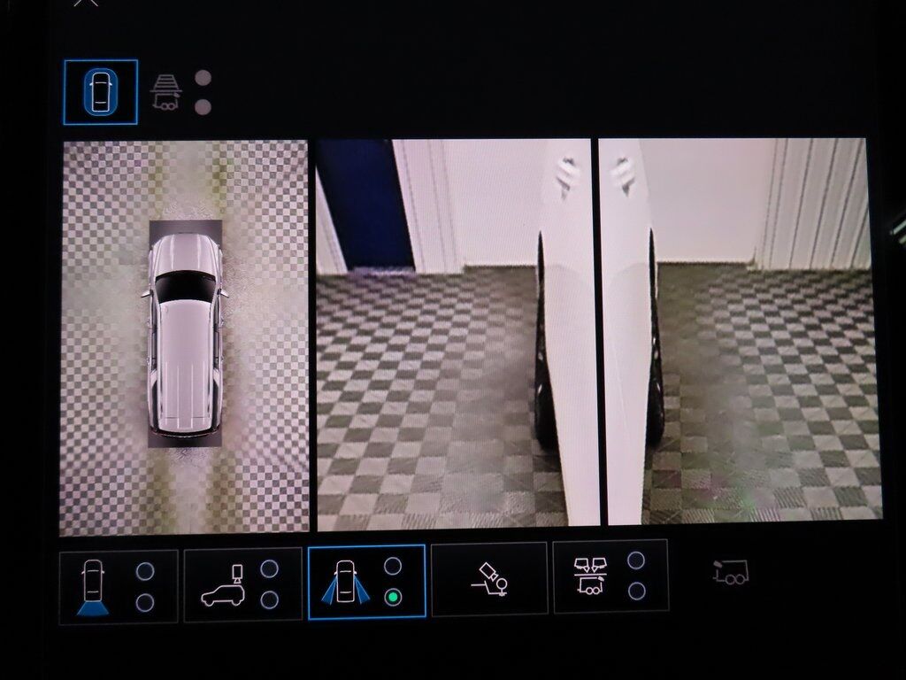 2025 GMC Yukon XL AT4 4WD 7 Passenger Fond du Lac WI