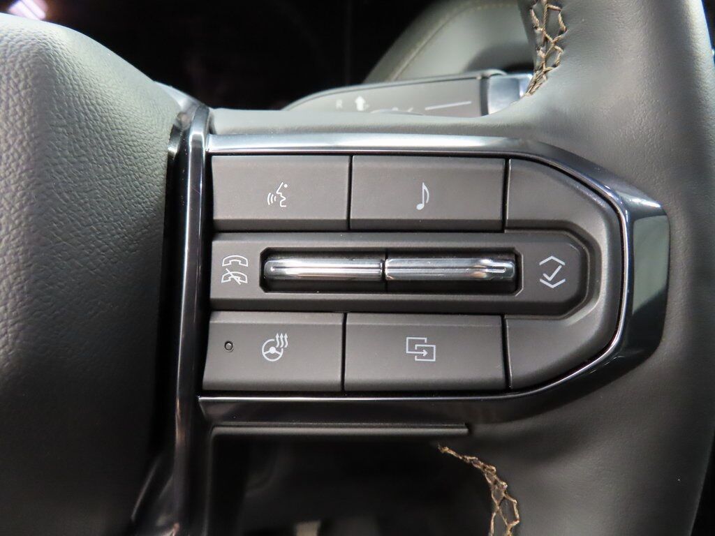 2025 GMC Yukon XL AT4 4WD 7 Passenger Fond du Lac WI