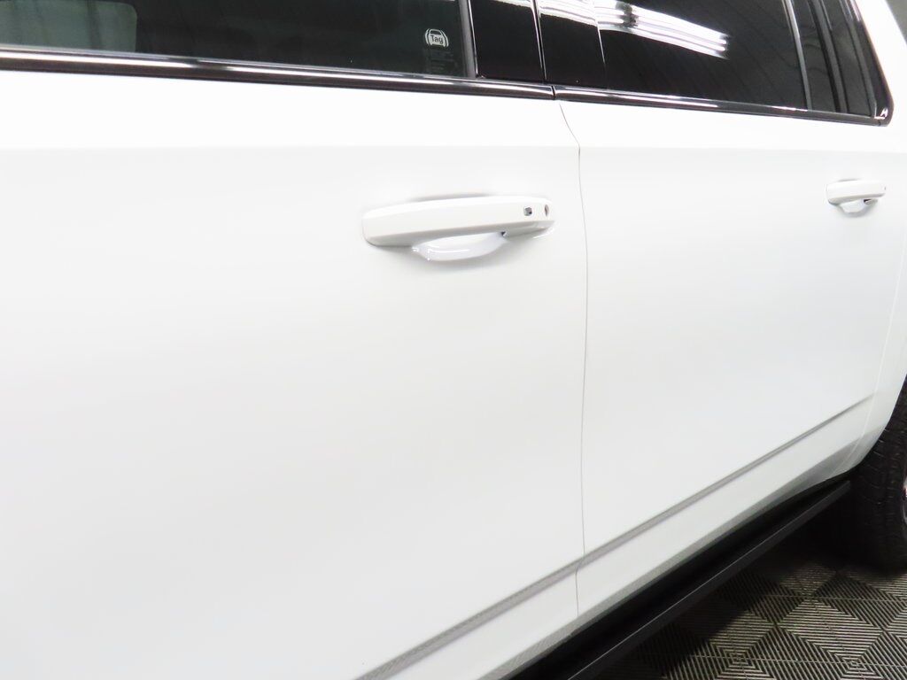 2025 GMC Yukon XL AT4 4WD 7 Passenger Fond du Lac WI