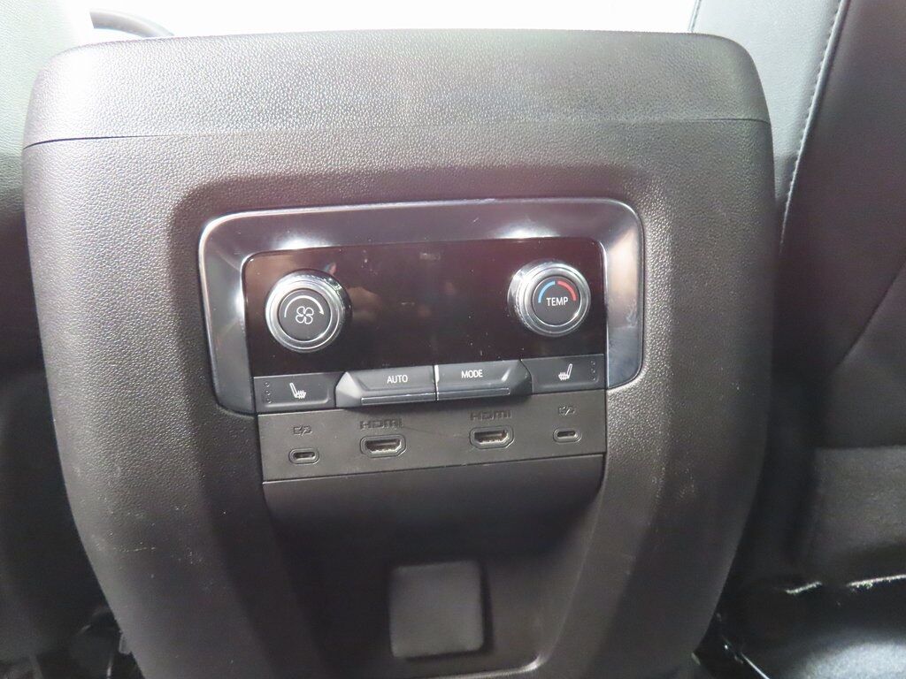 2025 GMC Yukon XL AT4 4WD Fond du Lac WI 2025 GMC Yukon XL AT4 4WD Fond du Lac WI