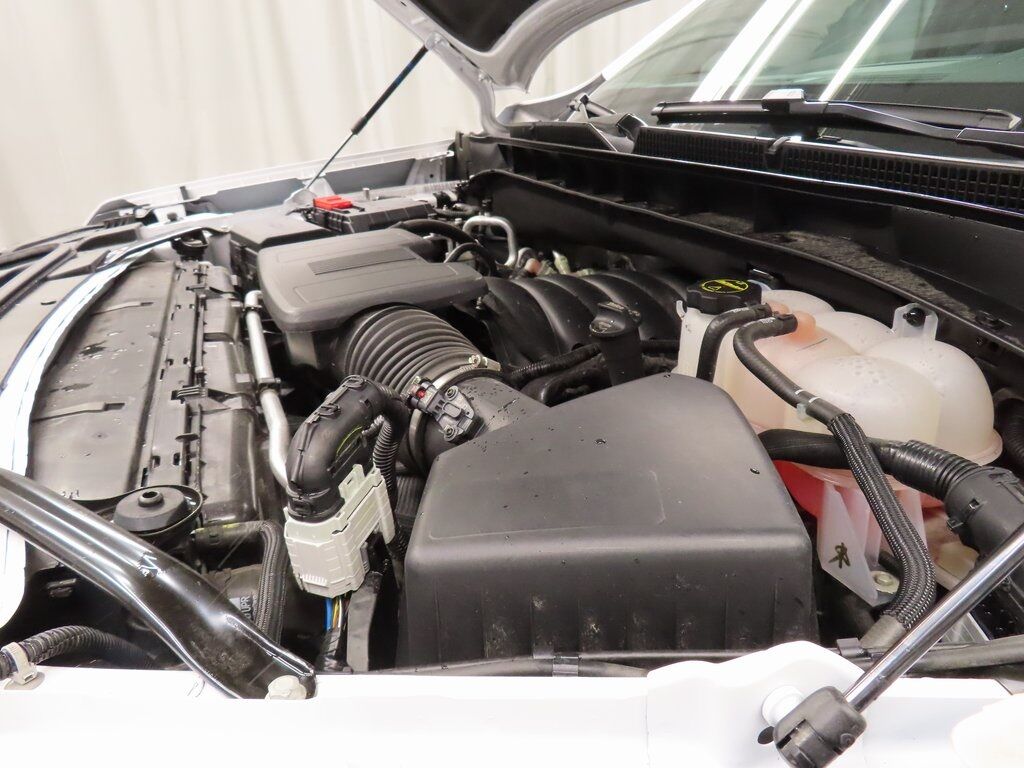 2025 GMC Yukon XL AT4 4WD Fond du Lac WI 2025 GMC Yukon XL AT4 4WD Fond du Lac WI