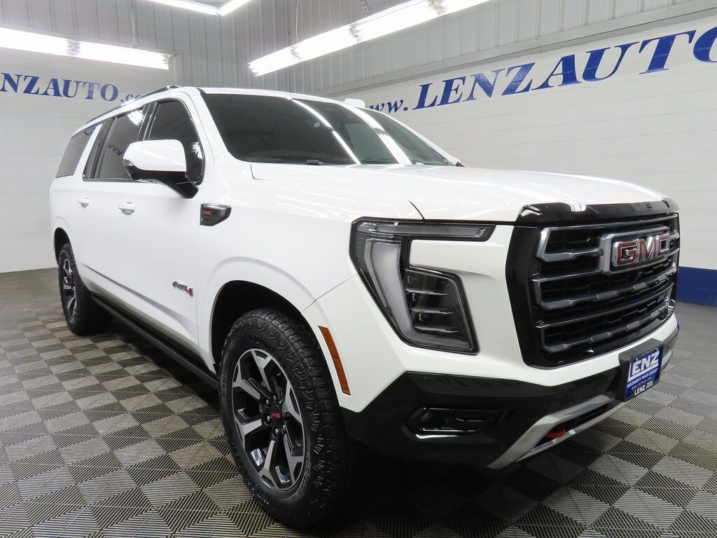 2025 GMC Yukon XL AT4 4WD