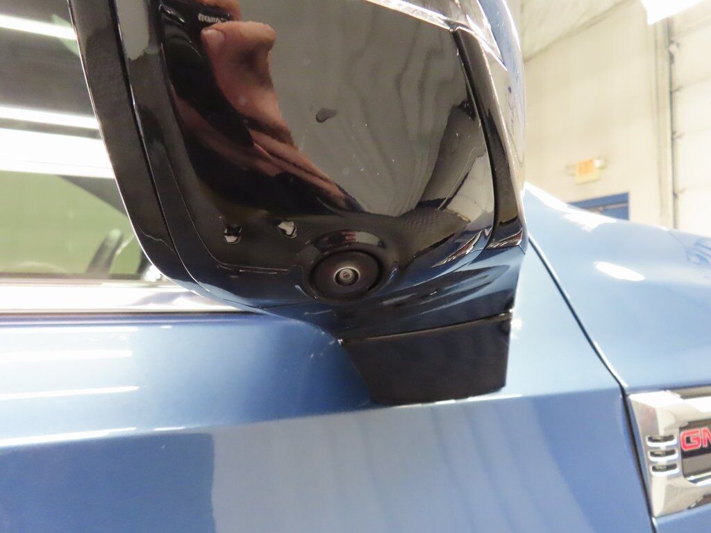 2025 GMC Yukon XL Denali 4WD Fond du Lac WI 2025 GMC Yukon XL Denali 4WD Fond du Lac WI