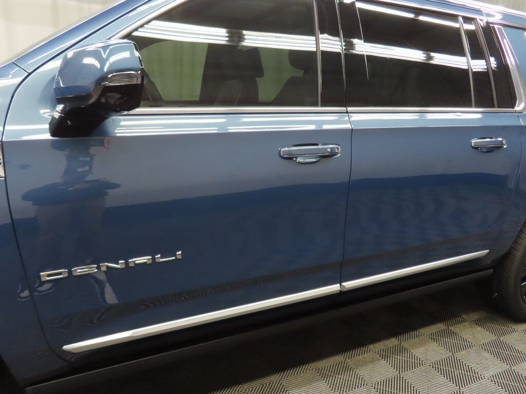 2025 GMC Yukon XL Denali 4WD Fond du Lac WI 2025 GMC Yukon XL Denali 4WD Fond du Lac WI