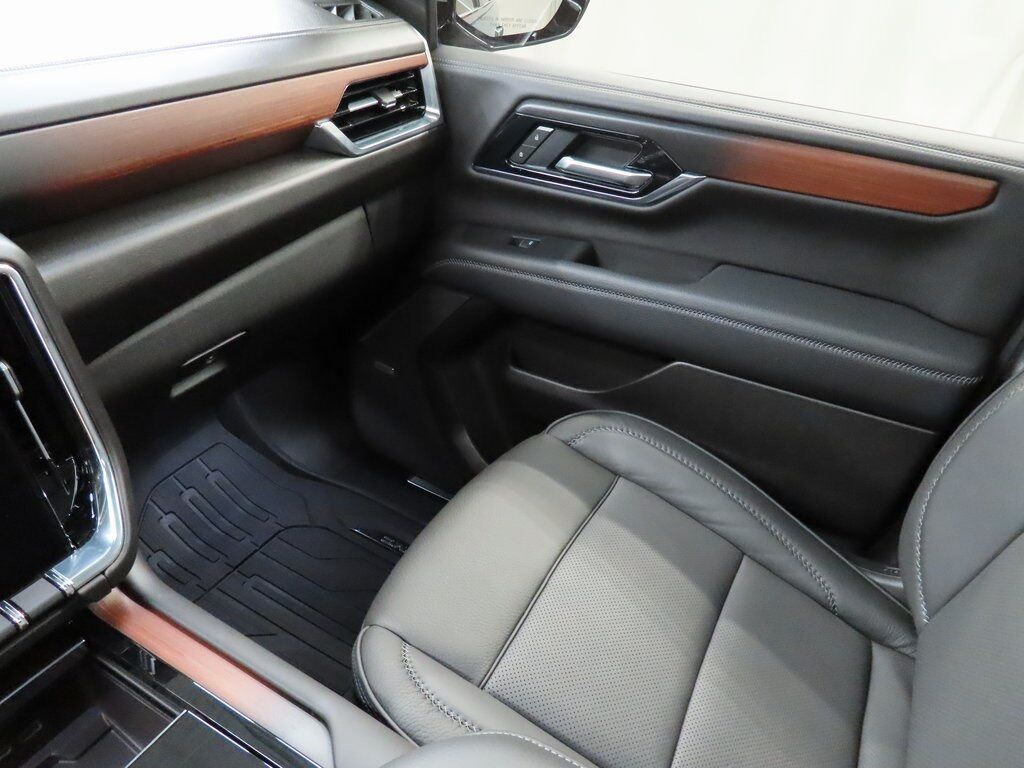 2025 GMC Yukon XL Denali 4WD Fond du Lac WI 2025 GMC Yukon XL Denali 4WD Fond du Lac WI