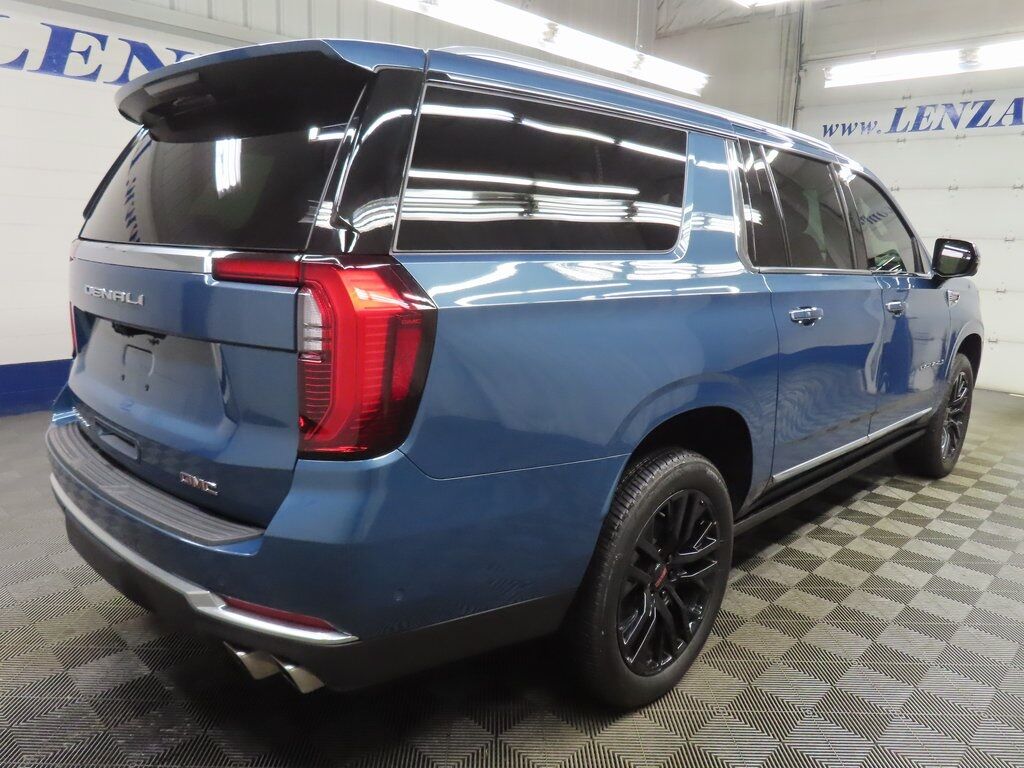 2025 GMC Yukon XL Denali 4WD Fond du Lac WI 2025 GMC Yukon XL Denali 4WD Fond du Lac WI