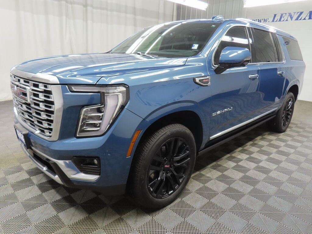 2025 GMC Yukon XL Denali 4WD Fond du Lac WI 2025 GMC Yukon XL Denali 4WD Fond du Lac WI