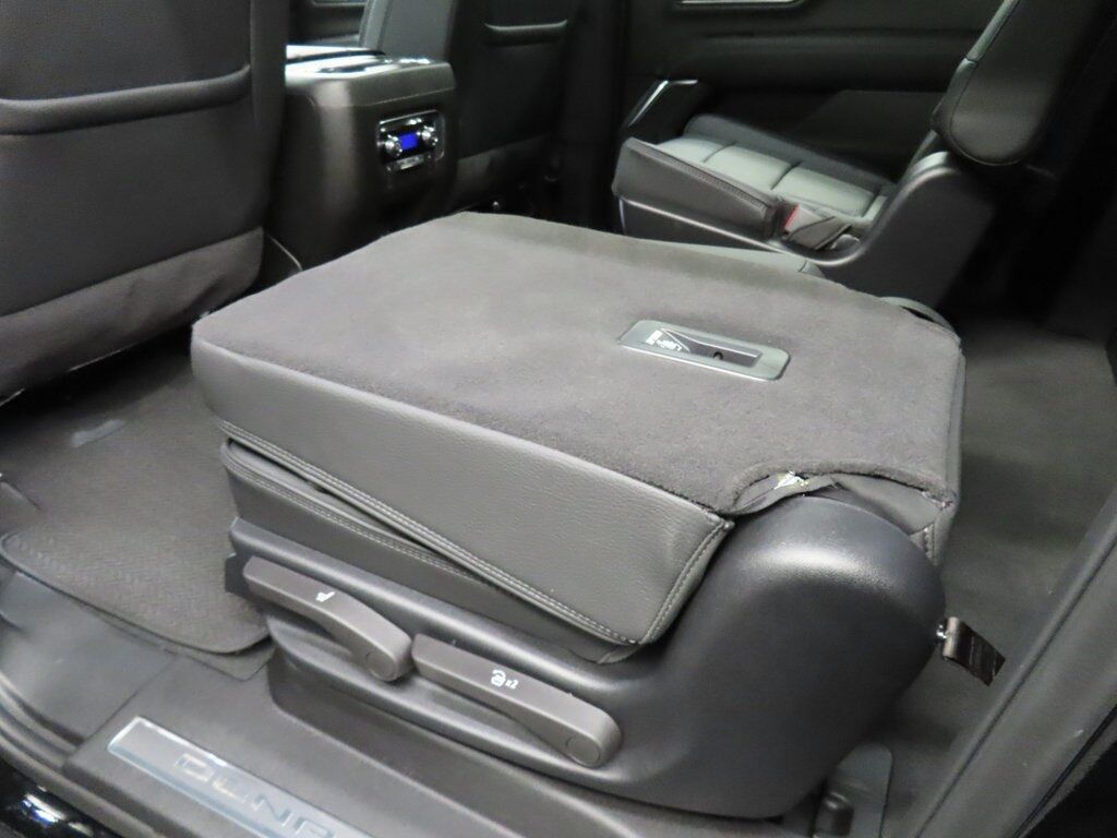 2025 GMC Yukon XL Denali 4WD Fond du Lac WI 2025 GMC Yukon XL Denali 4WD Fond du Lac WI