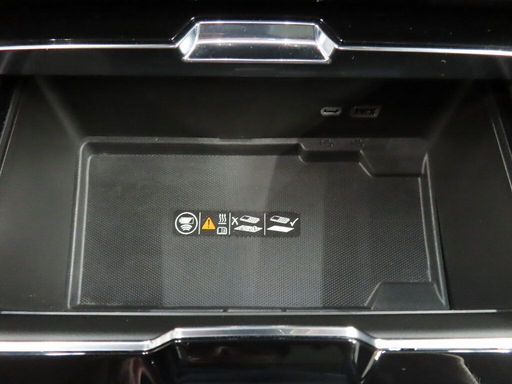 2025 GMC Yukon XL Denali 4WD Fond du Lac WI 2025 GMC Yukon XL Denali 4WD Fond du Lac WI