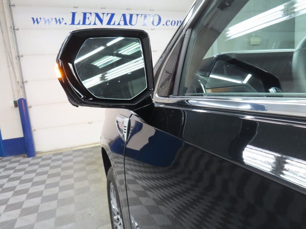 2025 GMC Yukon XL Denali 4WD Fond du Lac WI 2025 GMC Yukon XL Denali 4WD Fond du Lac WI