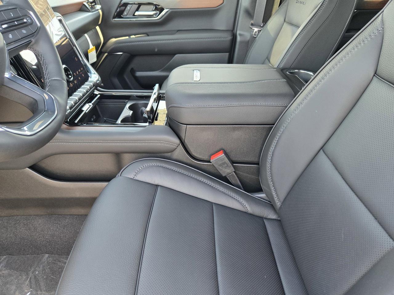 2025 GMC Yukon XL Denali Roseville CA