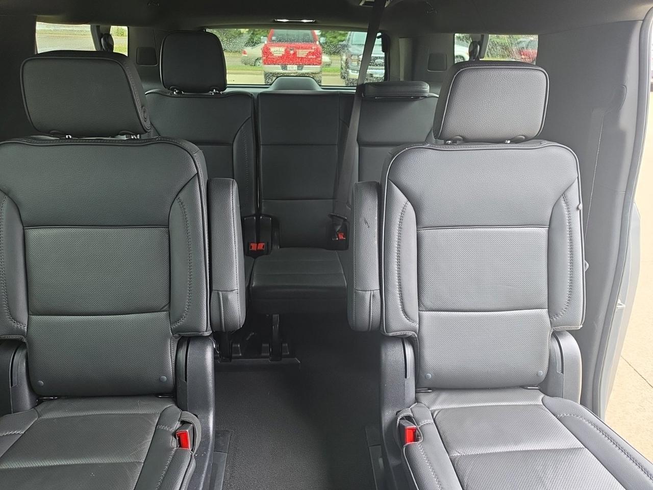 2025 GMC Yukon XL Denali Watertown SD 2025 GMC Yukon XL Denali Watertown SD