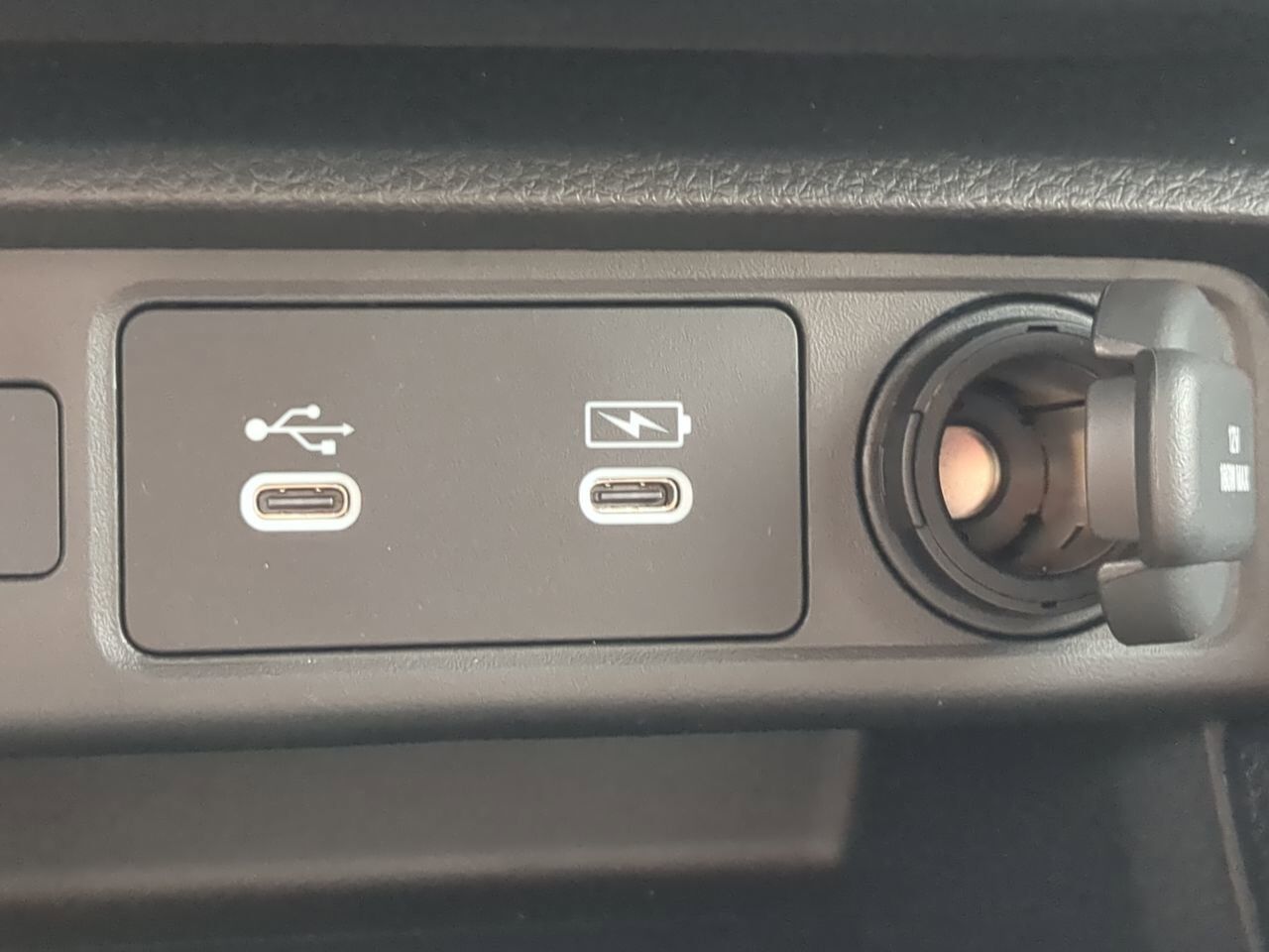 2025 Honda Civic Hatchback Hybrid Sport Touring Appleton WI