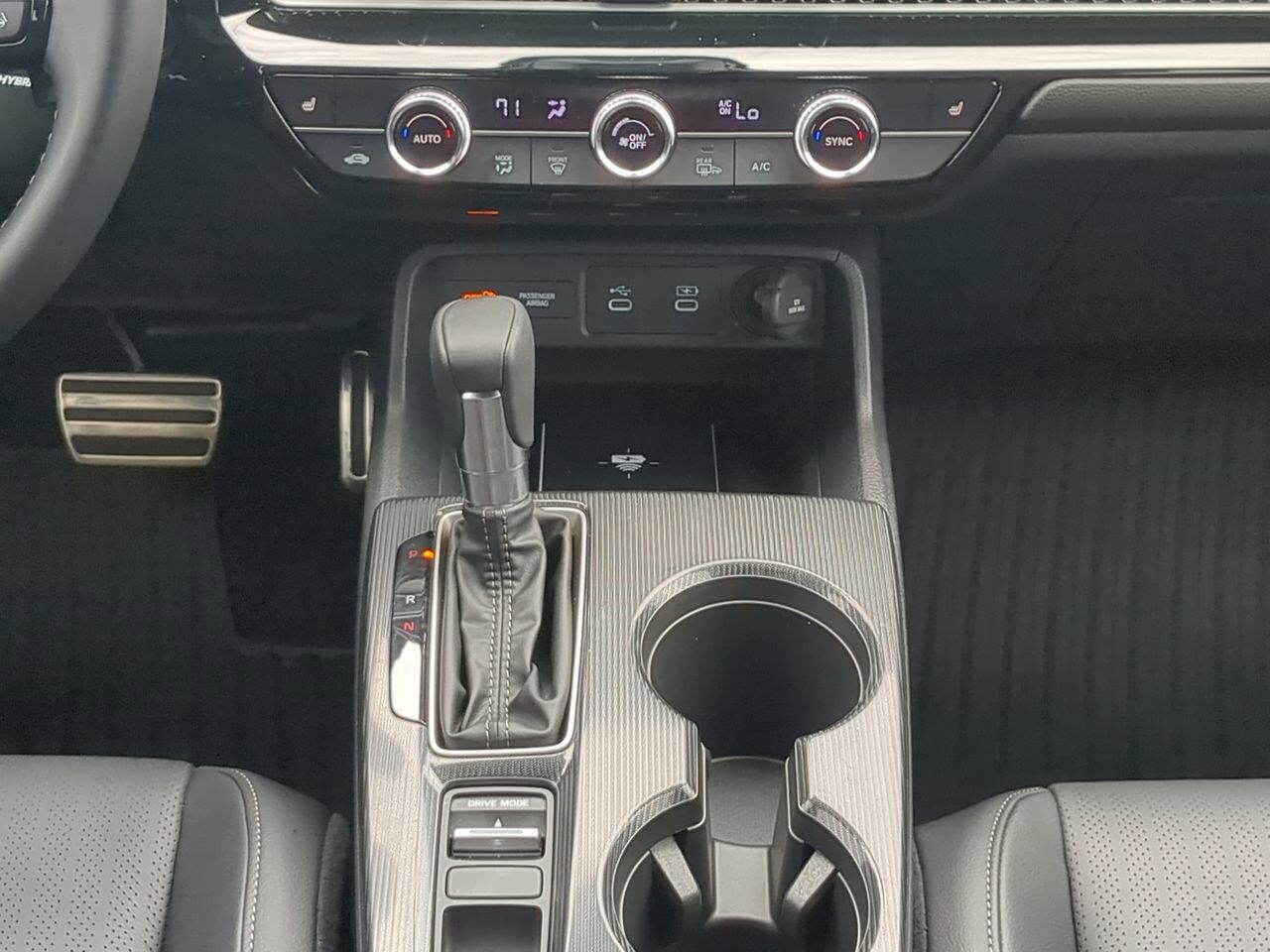 2025 Honda Civic Hatchback Hybrid Sport Touring Appleton WI