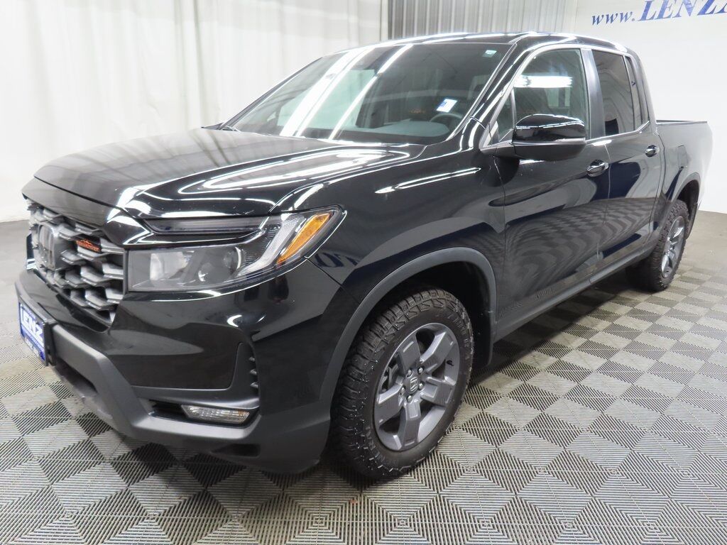 2025 Honda Ridgeline 4x4 Crew Cab TrailSport Fond du Lac WI