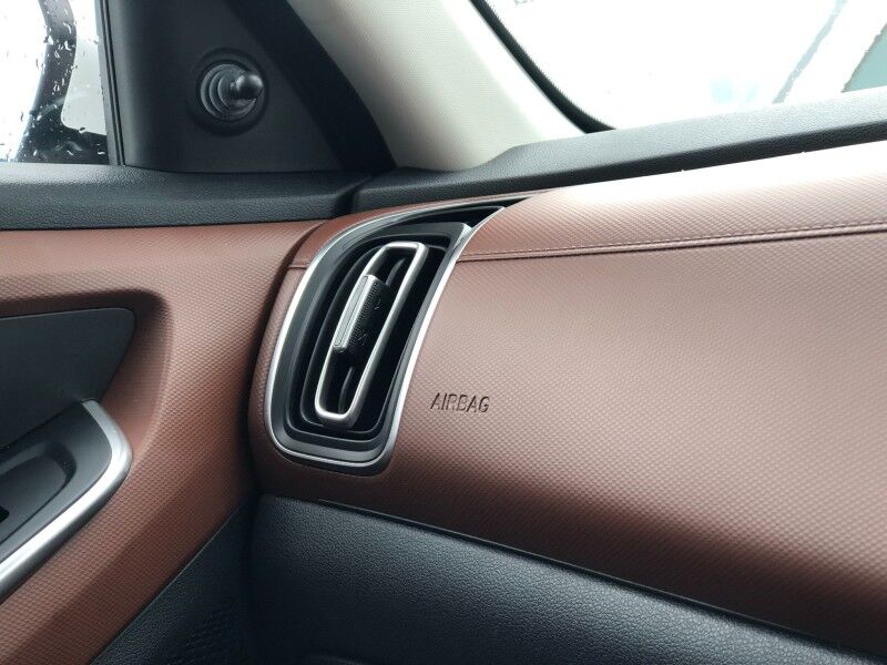 2025 Hyundai Creta Grand GL 7 Seater (2.0L Petrol) Vaitele 2025 Hyundai Creta Grand GL 7 Seater (2.0L Petrol) Vaitele