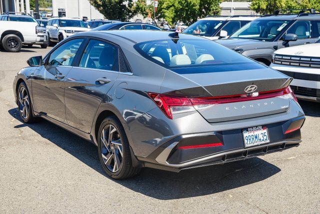 2025 Hyundai Elantra Limited 2025 Hyundai Elantra Limited