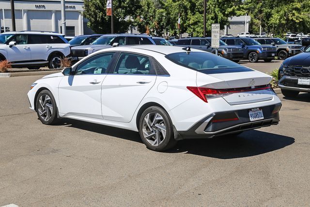 2025 Hyundai Elantra SEL Convenience 2025 Hyundai Elantra SEL Convenience