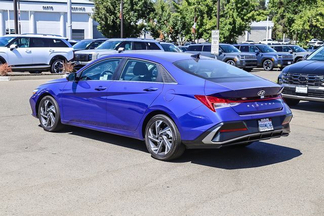2025 Hyundai Elantra SEL Convenience 2025 Hyundai Elantra SEL Convenience