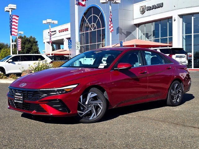 2025 Hyundai Elantra SEL Convenience 2025 Hyundai Elantra SEL Convenience
