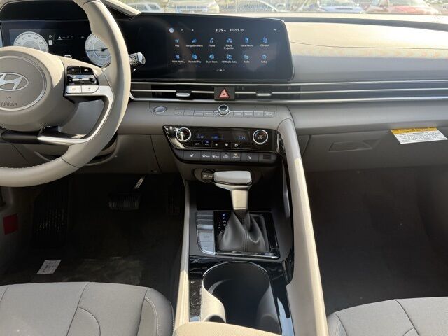 2025 Hyundai Elantra SEL Convenience San Clemente CA 2025 Hyundai Elantra SEL Convenience San Clemente CA