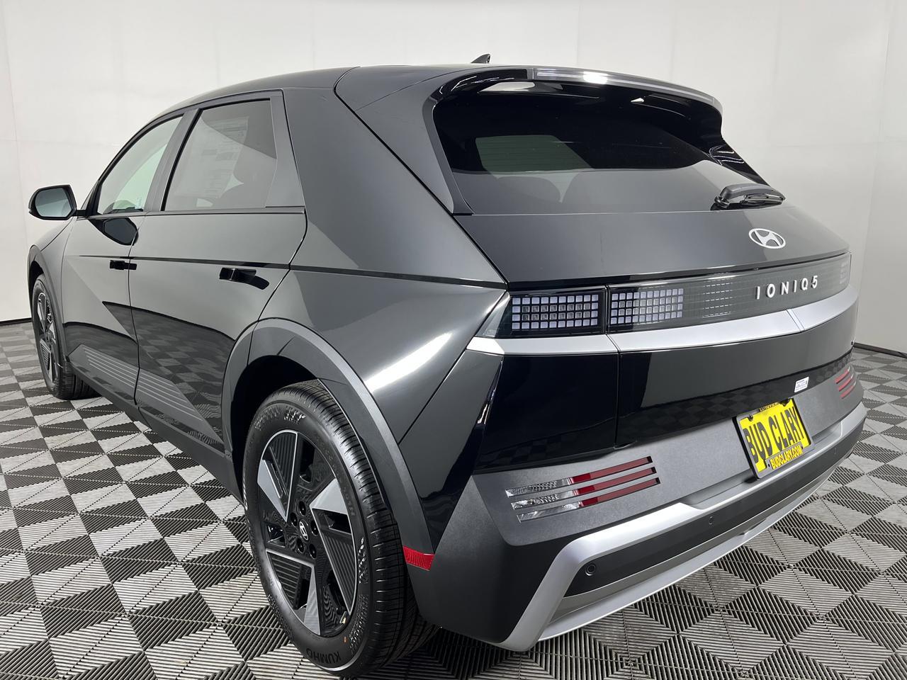 2025 Hyundai IONIQ 5 SE San Clemente CA 2025 Hyundai IONIQ 5 SE San Clemente CA