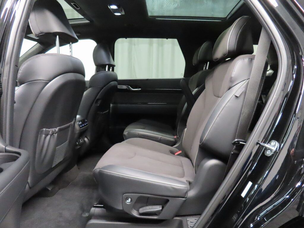 2025 Hyundai Palisade Calligraphy Night Edition AWD Fond du Lac WI 2025 Hyundai Palisade Calligraphy Night Edition AWD Fond du Lac WI