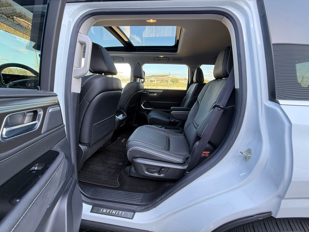 2025 INFINITI QX80 LUXE Lakeland FL