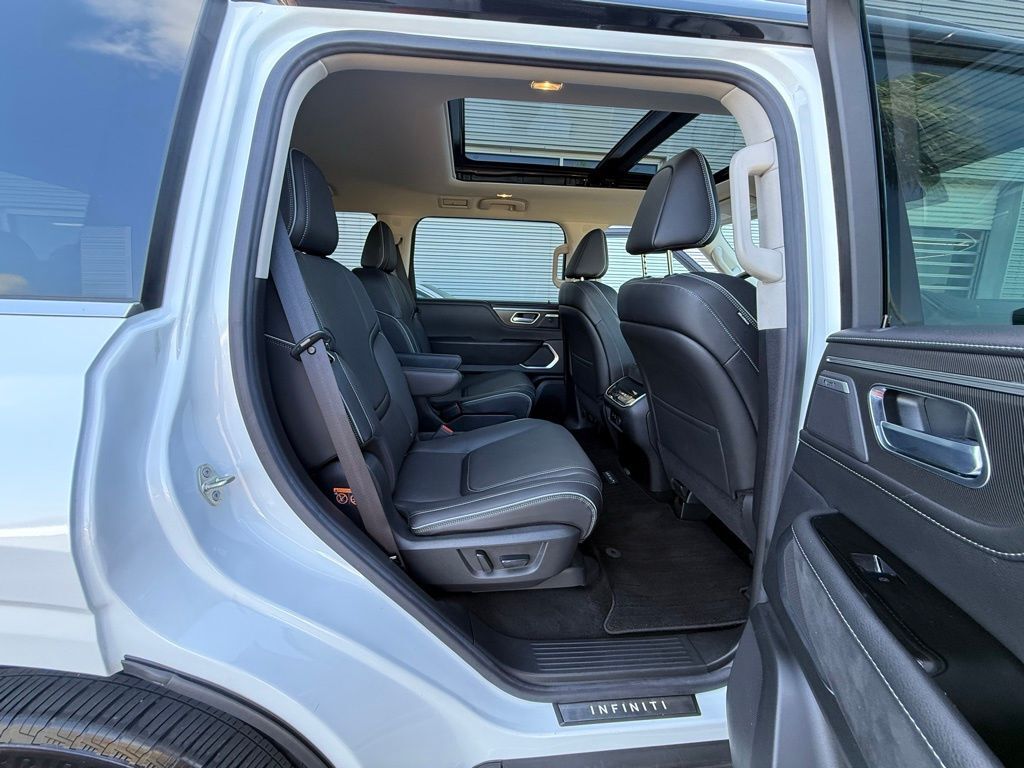 2025 INFINITI QX80 LUXE Lakeland FL
