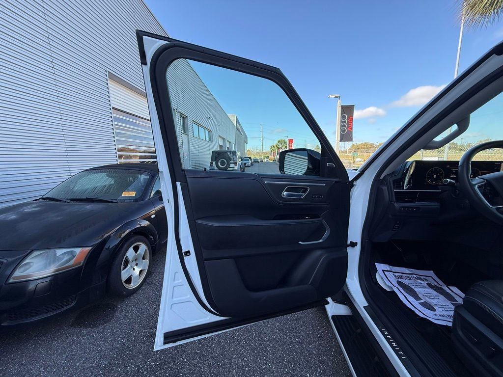2025 INFINITI QX80 LUXE Lakeland FL