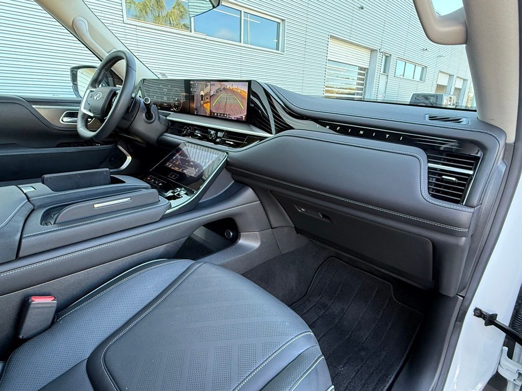 2025 INFINITI QX80 LUXE Lakeland FL