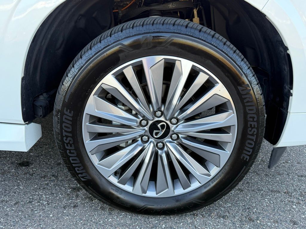 2025 INFINITI QX80 LUXE Lakeland FL