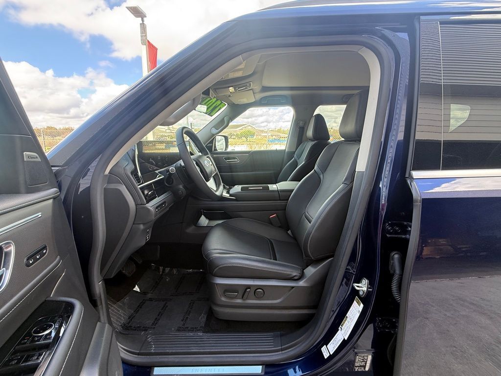 2025 INFINITI QX80 PURE Lakeland FL