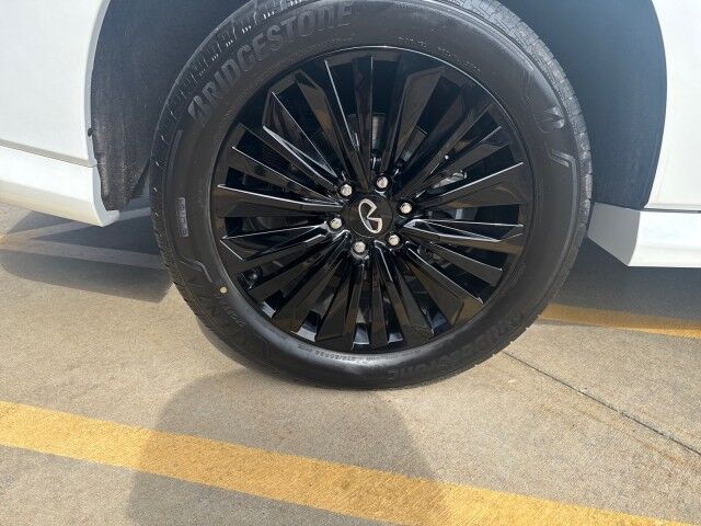 2025 INFINITI QX80 SENSORY Springfield IL 2025 INFINITI QX80 SENSORY Springfield IL