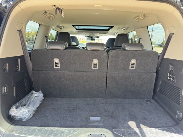 2025 INFINITI QX80 SENSORY Springfield IL 2025 INFINITI QX80 SENSORY Springfield IL