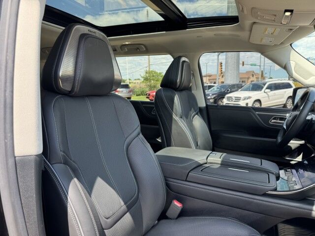 2025 INFINITI QX80 SENSORY Springfield IL 2025 INFINITI QX80 SENSORY Springfield IL