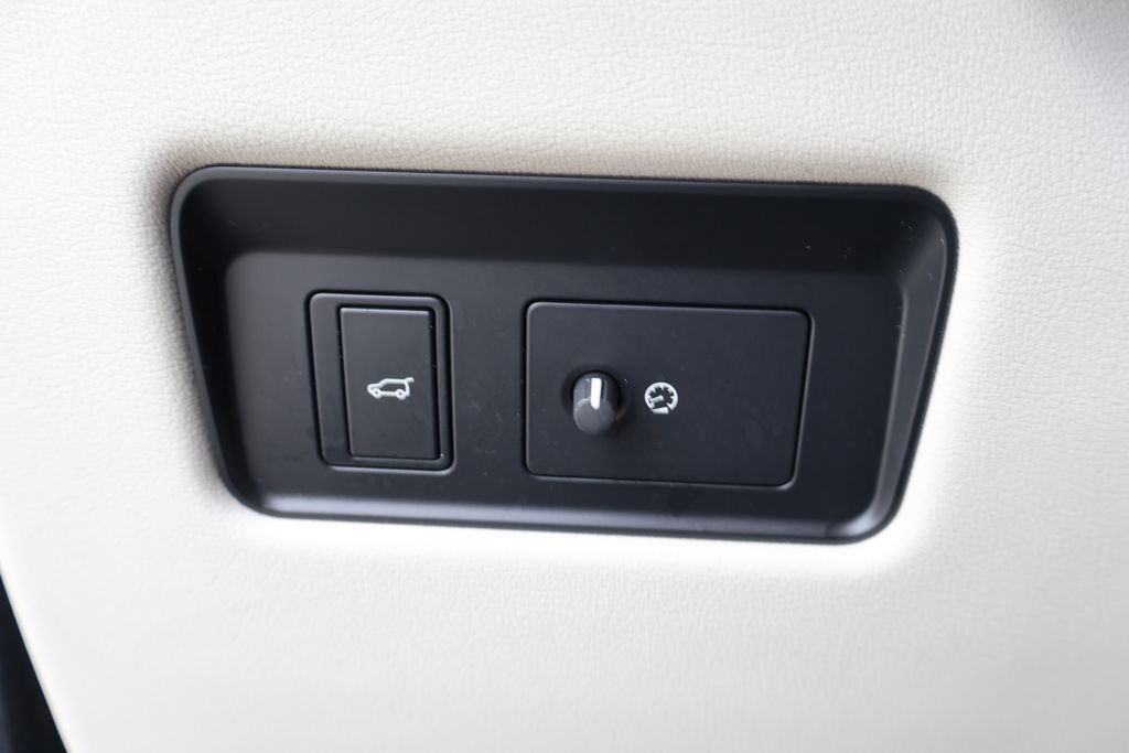 2025 Jaguar F-PACE P250 R-Dynamic S