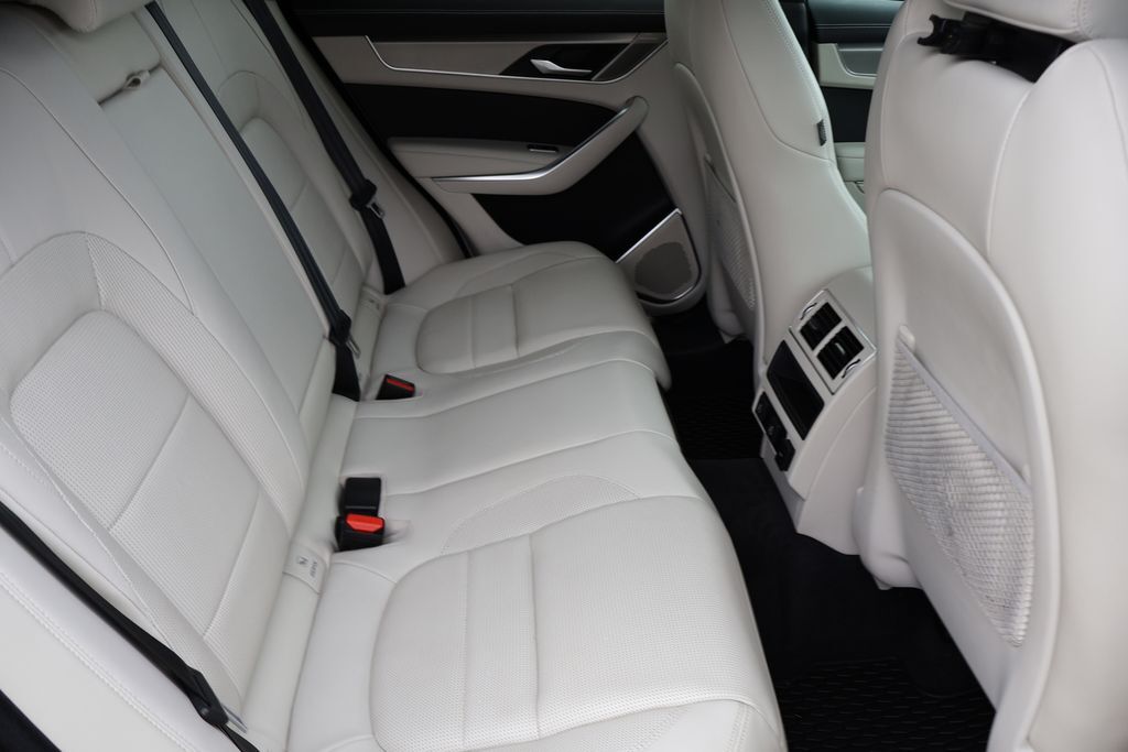 2025 Jaguar F-PACE P250 R-Dynamic S