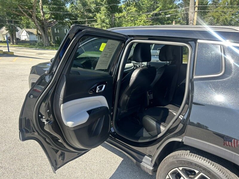 2025 Jeep Compass Limited - 1 OWNER - LOCAL TRADE IN Whitinsville MA 2025 Jeep Compass Limited - 1 OWNER - LOCAL TRADE IN Whitinsville MA