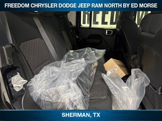2025 Jeep Gladiator Mojave Sherman TX