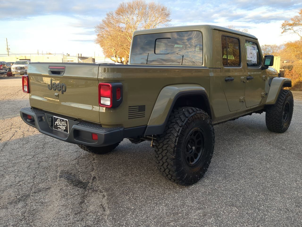 2025 Jeep Gladiator Sport S Appleton WI