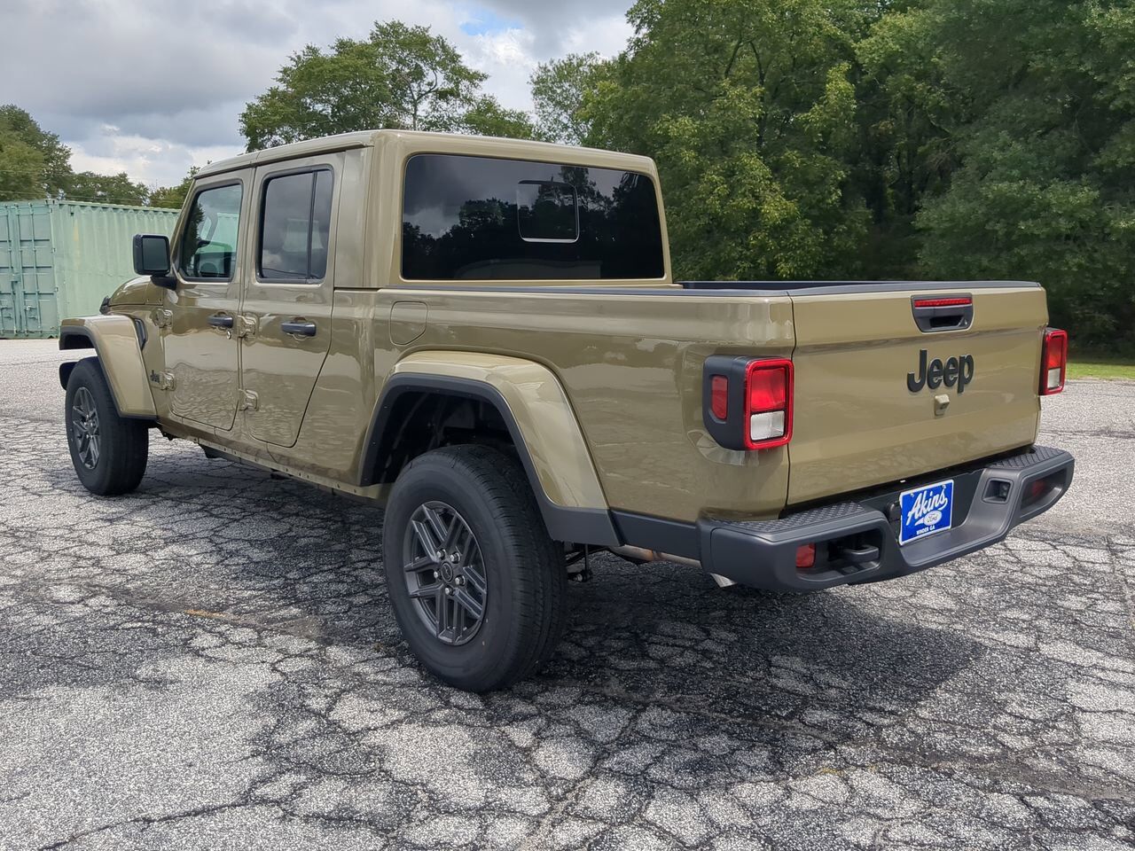 2025 Jeep Gladiator Sport S Appleton WI