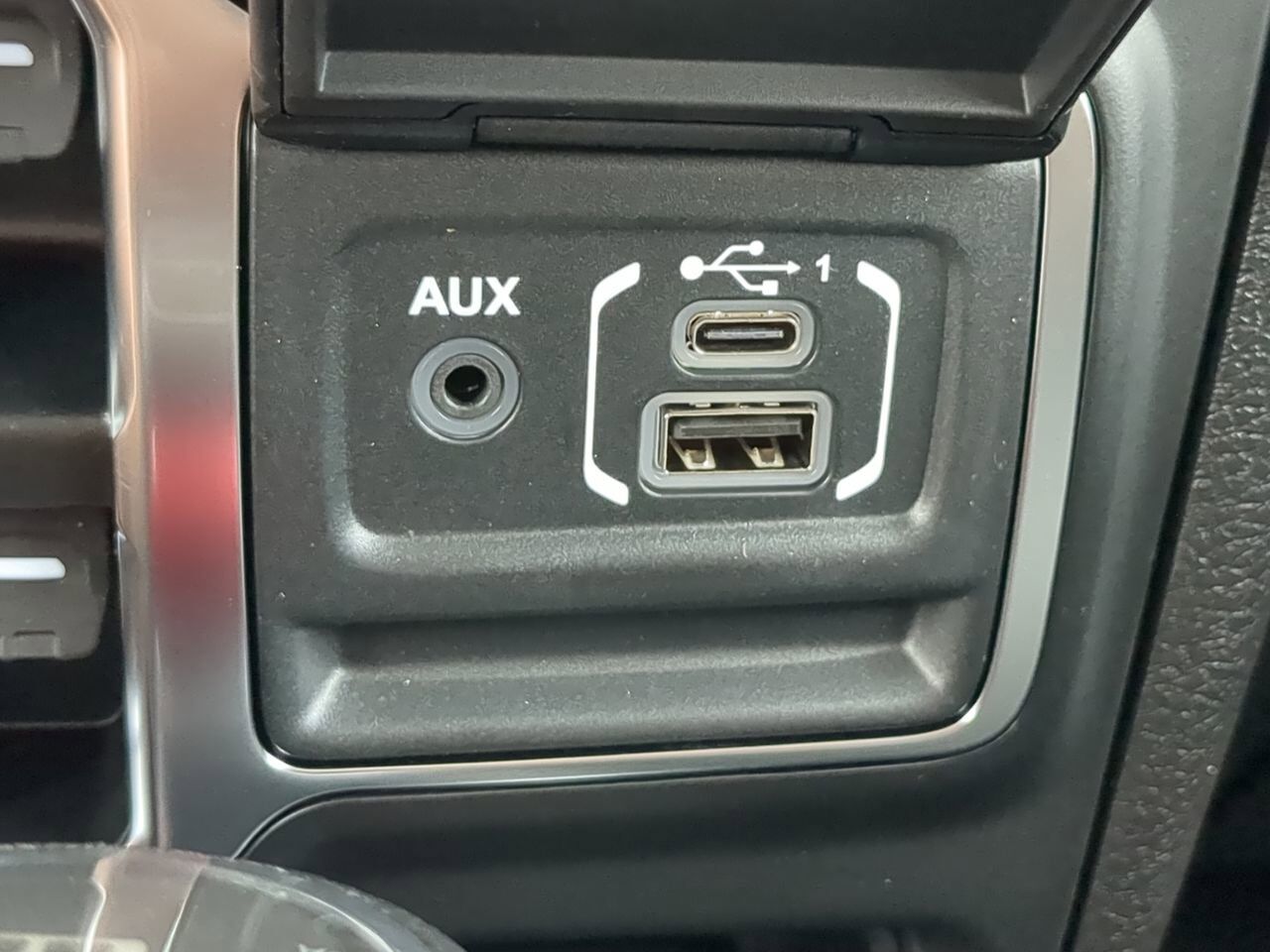 2025 Jeep Gladiator Sport S Appleton WI