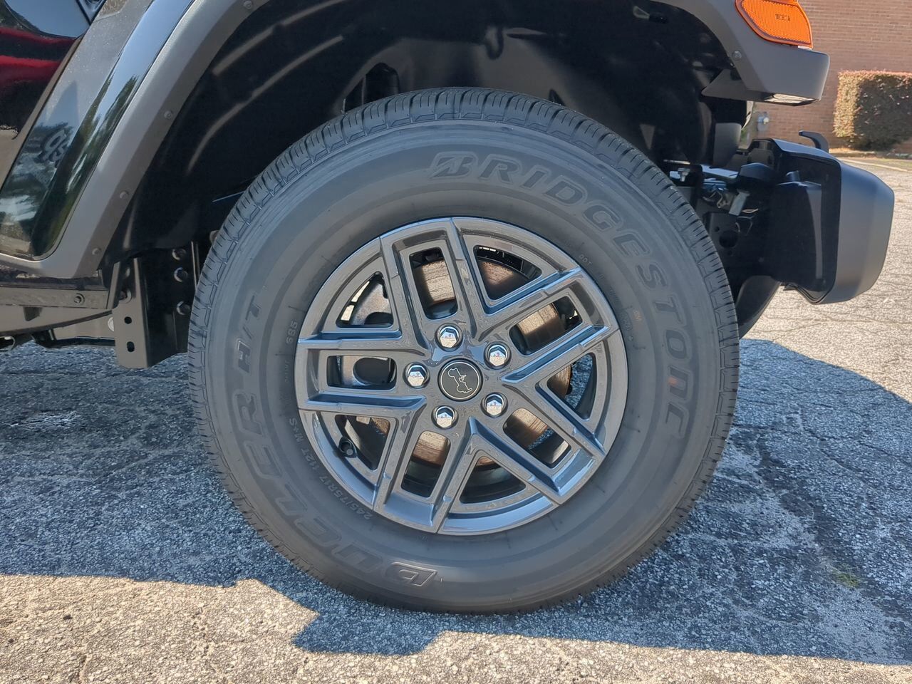 2025 Jeep Gladiator Sport S Appleton WI