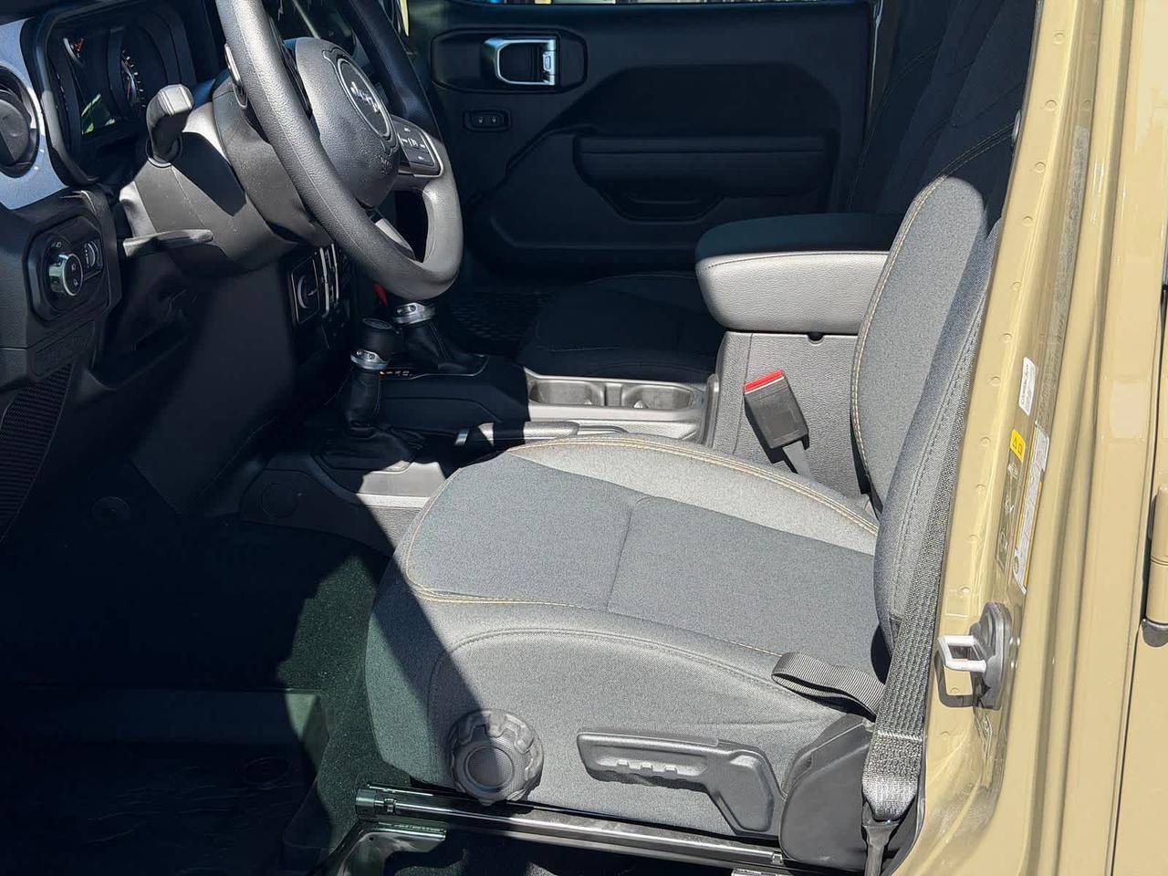 2025 Jeep Gladiator Sport Irving TX 2025 Jeep Gladiator Sport Irving TX